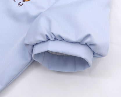 Hellblaues Top mit Puffärmeln und Peter-Pan-Kragen von Little Chicken