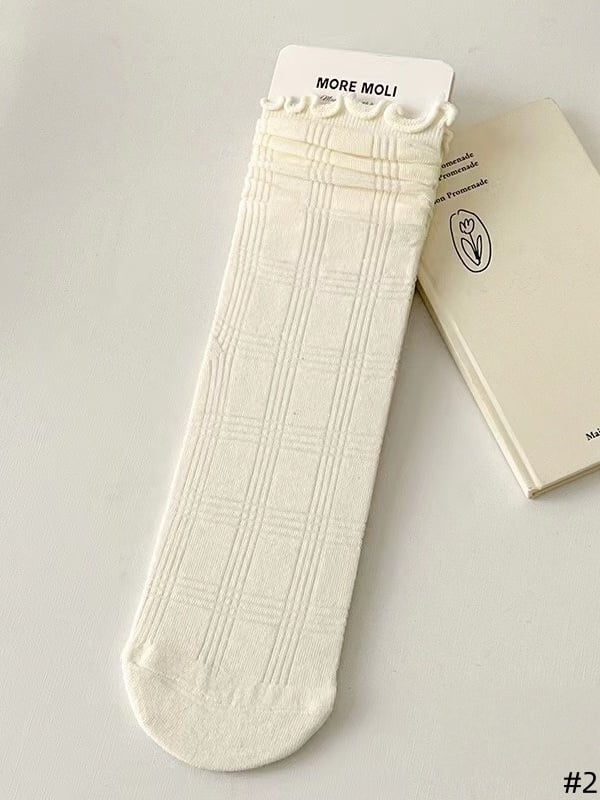 Available JK 5 Ruffled Patterns Socks White