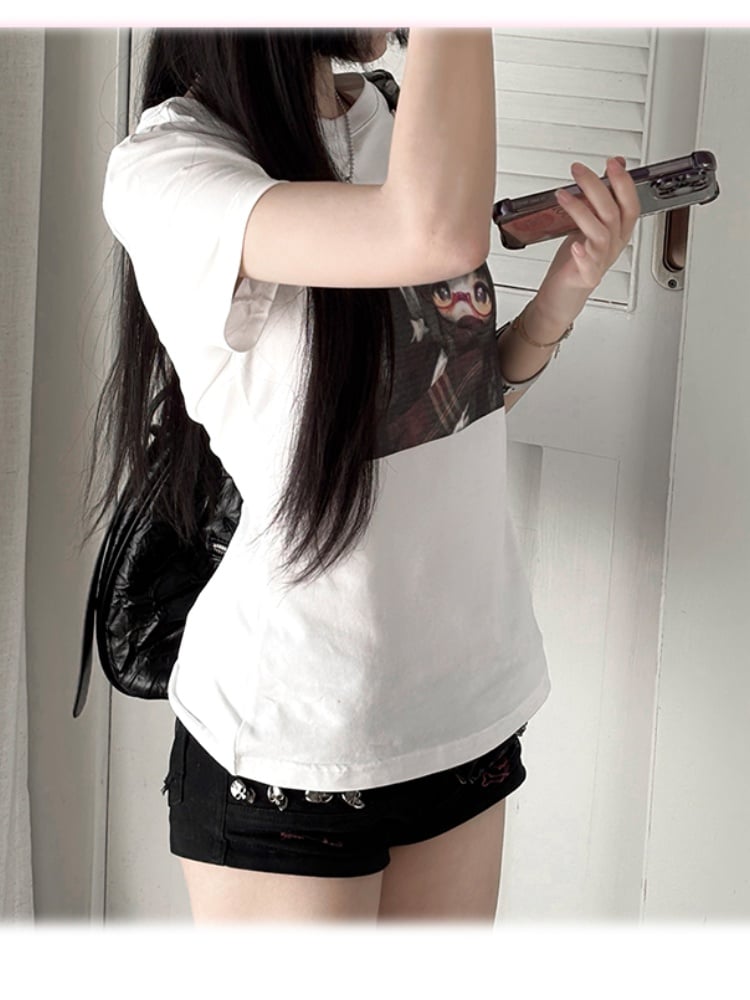 ホワイトラウンドネックBJDドールプリントヴィンテージTシャツ