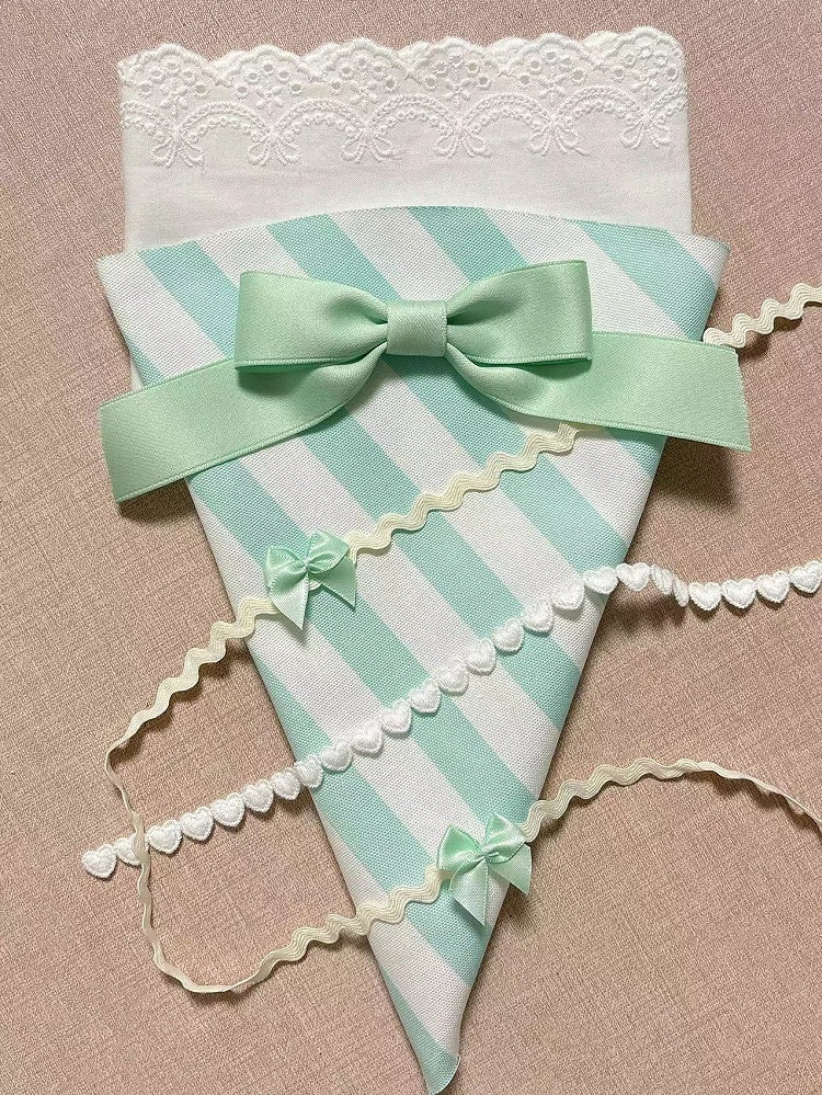 Pastry Bowknots Pink/Green with and Lolita Bag–Shaped Bag Striped Ruffles Piping Lace