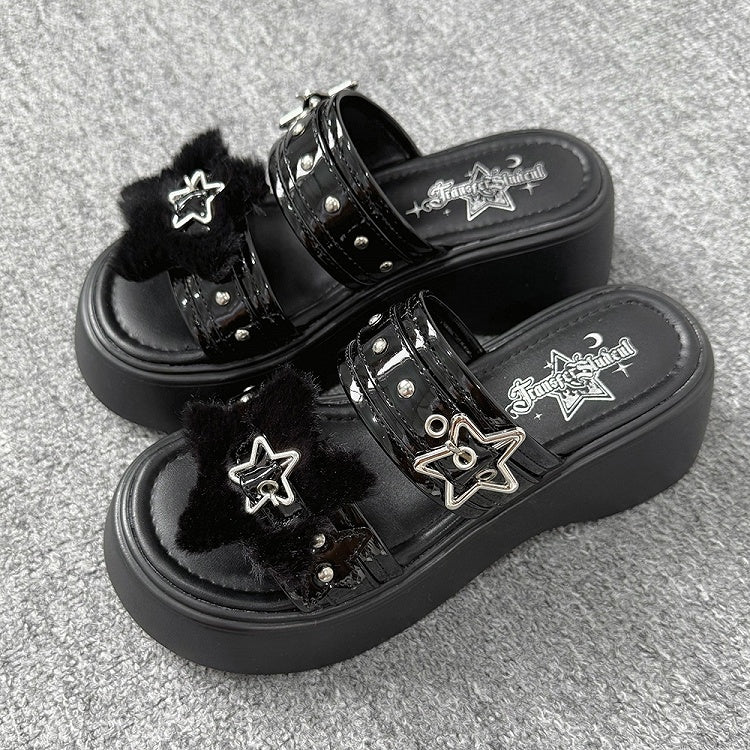 Hausschuhe Star Schwarz – Plateau Schnallen Alt-Goth