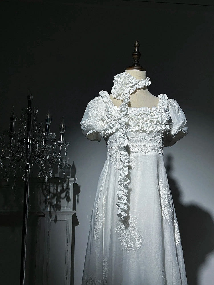 Quadratische verzierte Taille Rosen Elegant Empire Stück Ausschnitt weißes Kleid One Lolita