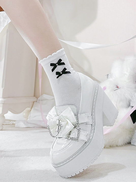 クロスラインストーンケイホワイトチェーンバックルローファー装飾プラットフォームボウポリッシュジライ