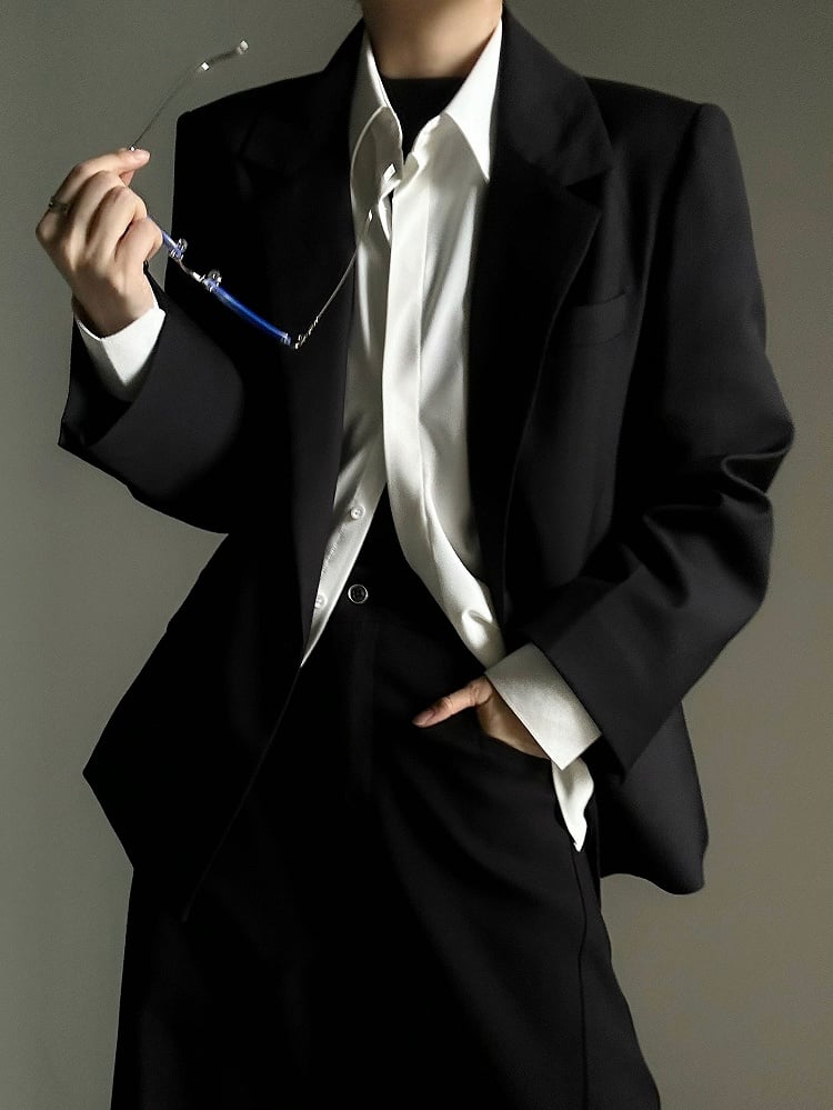 Black Collar with Notched Front Button Blazer - Ouji