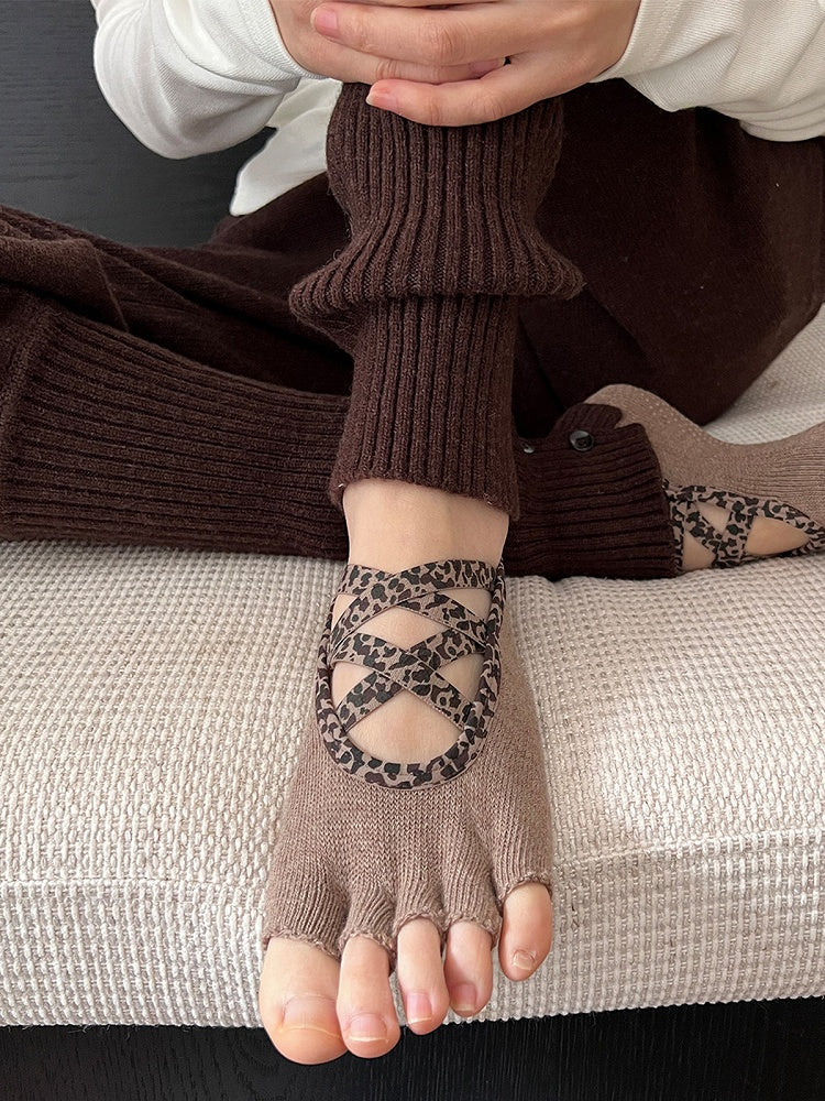 Yoga Open-Toe Black Non-Slip Print Leopard Coffee Socks /