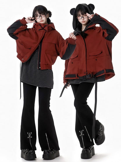 Schwarze Fischschwanzhose mit überkreuzten Ketten-Reißverschlüssen an den Bündchen