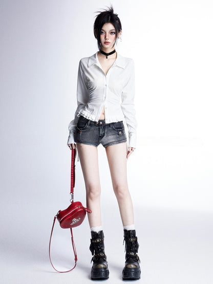 Eng geschnittene schwarze Glamorous-Jeansshorts mit niedriger Taille