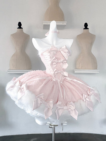 バレンタインデーのピンクのリボンが豪華なネックラインと裾のボーン入りドレス + ケープフルセット