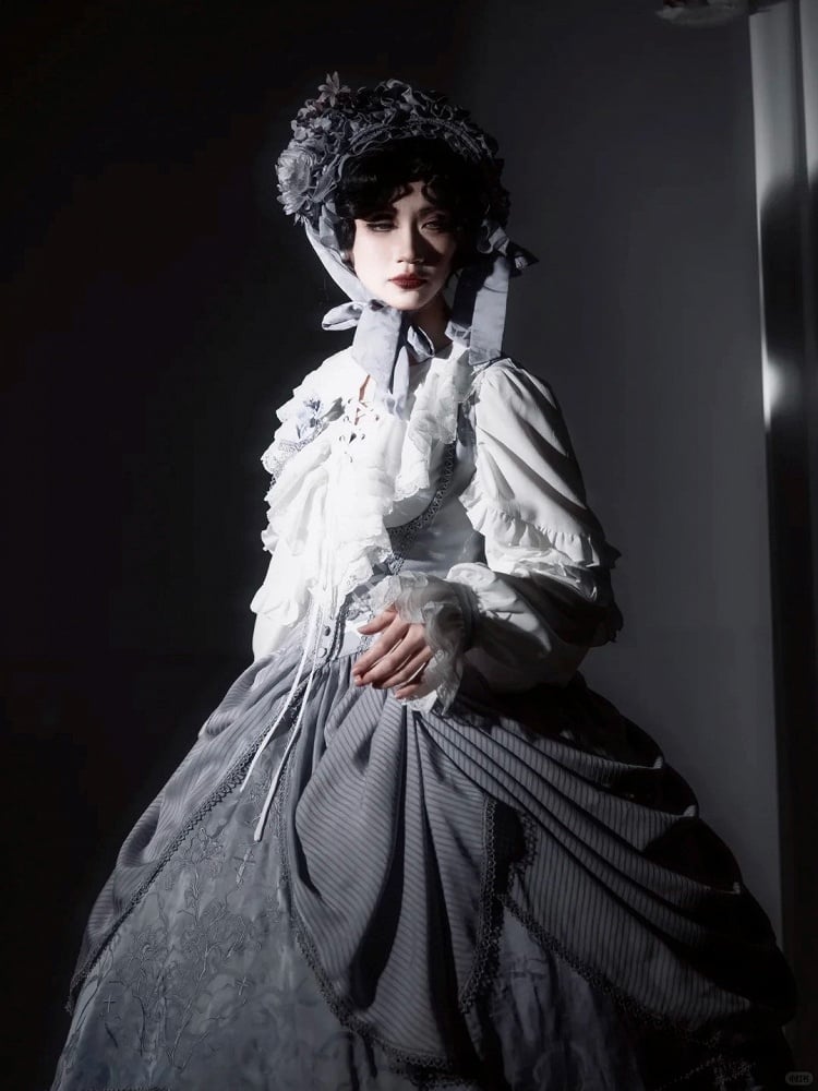 with Under Boned Waist Gray Gothic Bust Lolita Embroidery Dress Detail