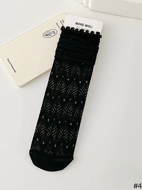 5 Socks JK Available Patterns Ruffled Black