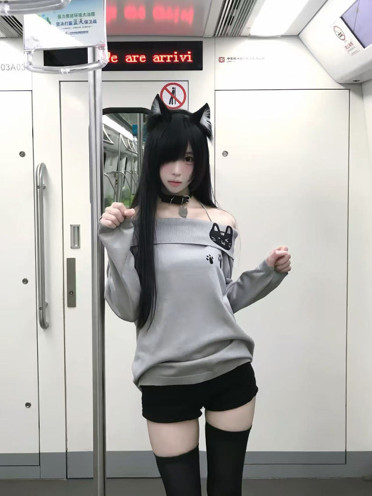 Paw with Off-the-Shoulder and Gray Embroidery Sweater Kitten