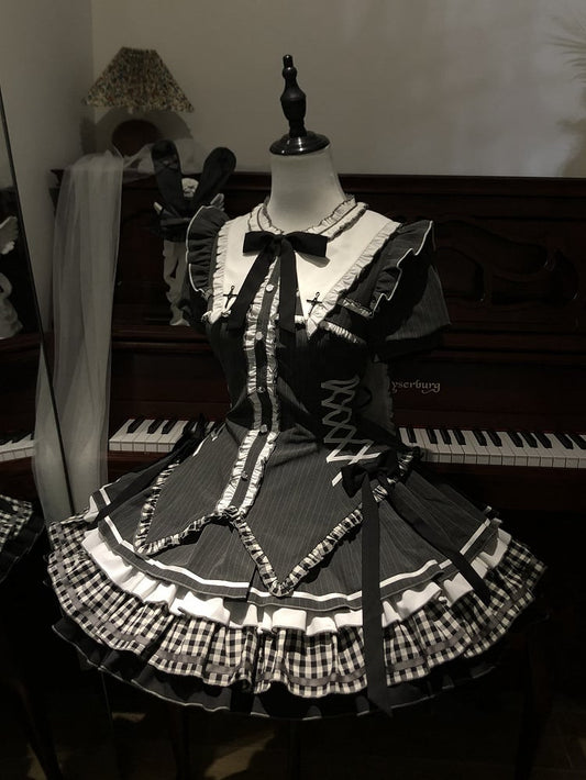mit Ohrenkragen Gestreiftes Kleid Dark Lolita bei Gothic Bunny Kurze Ärmel Grauer Rücken