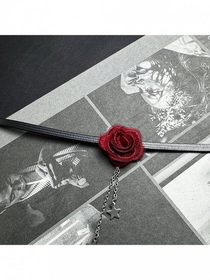 Black Red Choker with Rose and Star Decor - YSHXS