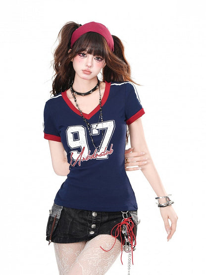 Light Blue/Navy Blue V-Neck Number Contrast Trim Glamorous T-shirt
