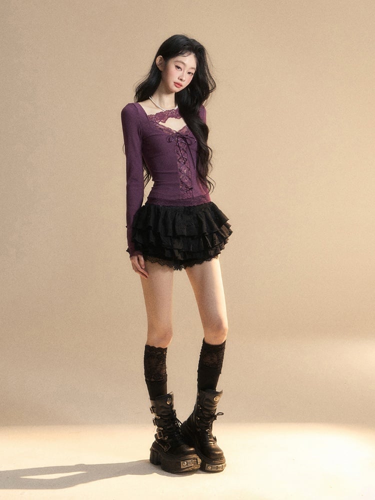 Glamouröses Top mit Schnürung, lila V-Ausschnitt, kontrastierende Spitzenaufnäher vorne