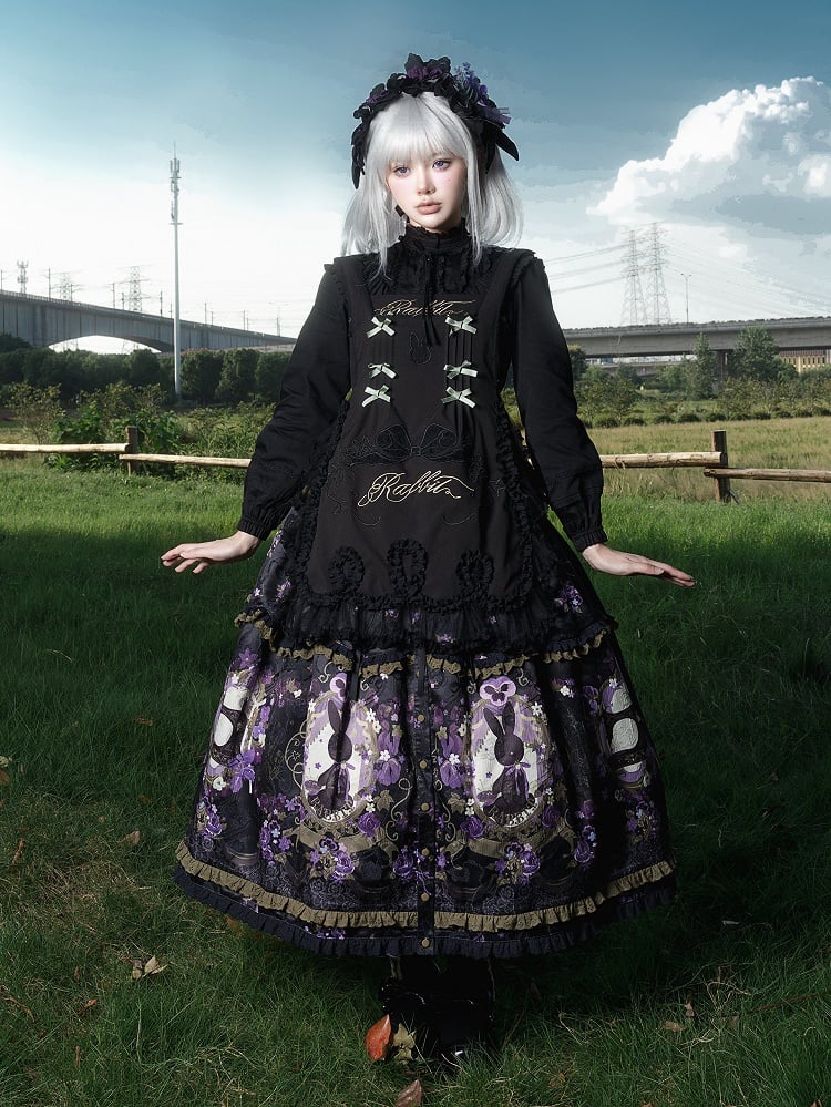 Black Square Neckline with Apron Embroidery Details Lolita