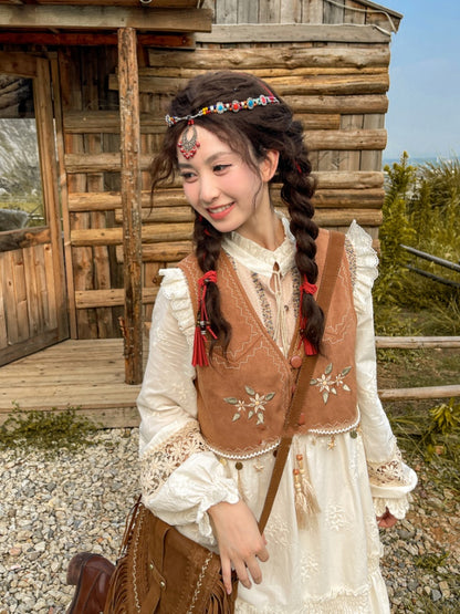 Brown Floral Embroidery Star Charm Hem Vest