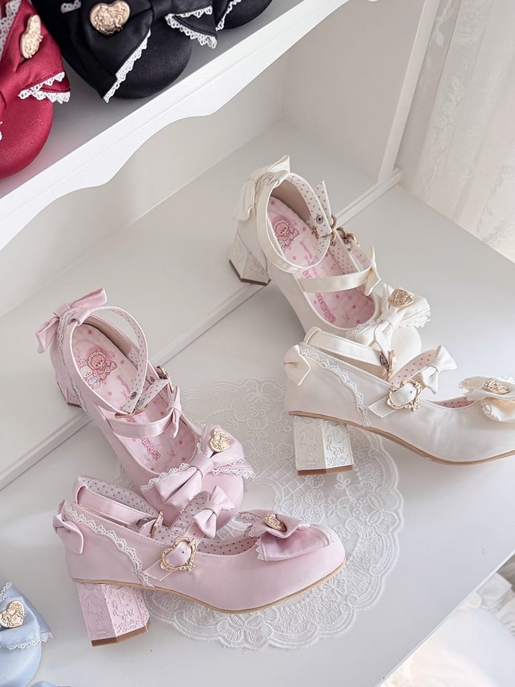 White Carousel Theme Lolita Shoes with 5.5cm Embossed Heel Round Toe Lace Heart Details - Vintage Sweetheart