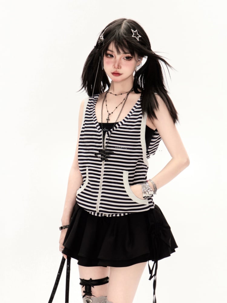 Pattern Backless Hooded Vest and Black Striped White