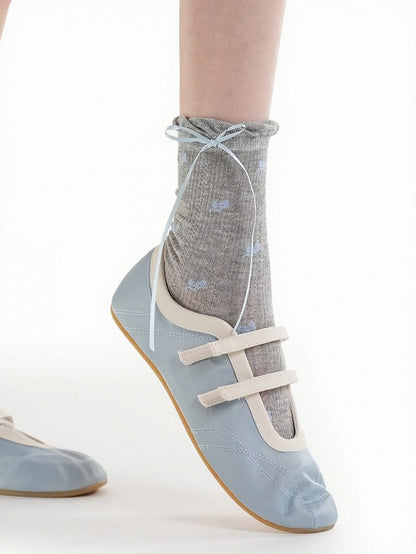 Ruffle Lace Ankle Socks with Floral Pattern in 3 Colors - ModaSwings