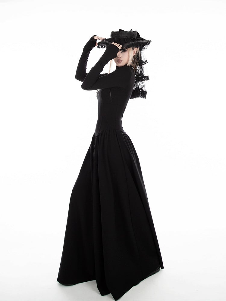 Schwarzes A-Linien-Kleid mit hohem Kragen und gotischen Daumenlochmanschetten