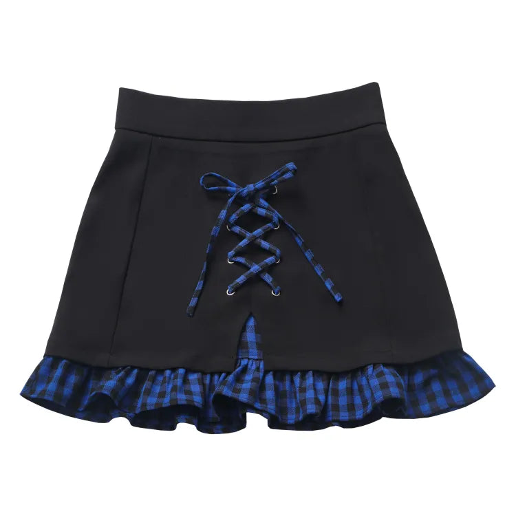 ダークブラックスカート、ブルーのチェック柄と裾