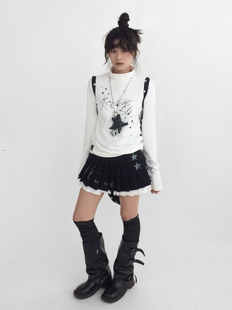 Black star print layered pleated mini skirt from innomoood