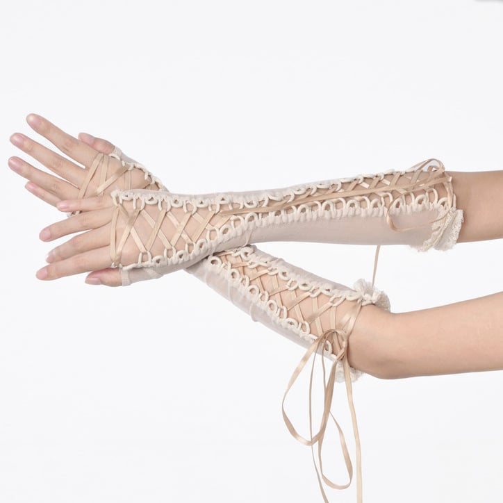 Aprikosenfarbene Handschuhe mit Schnürriemen