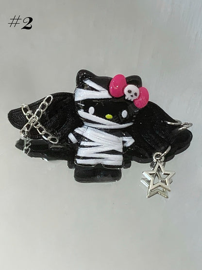 Black/White Guro Kawaii Mummy Kitty Hairclips