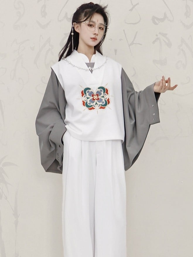 Unisex Floral White Detachable in Chain Tassel Chinese Style Vest V-neck Stitchwork