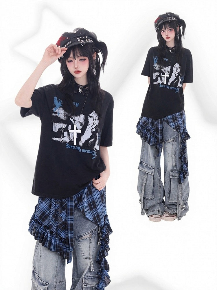 Punk Kawaii Black Round Neck Short Sleeve T-shirt with Portrait Print - KNOW8 Online Shop