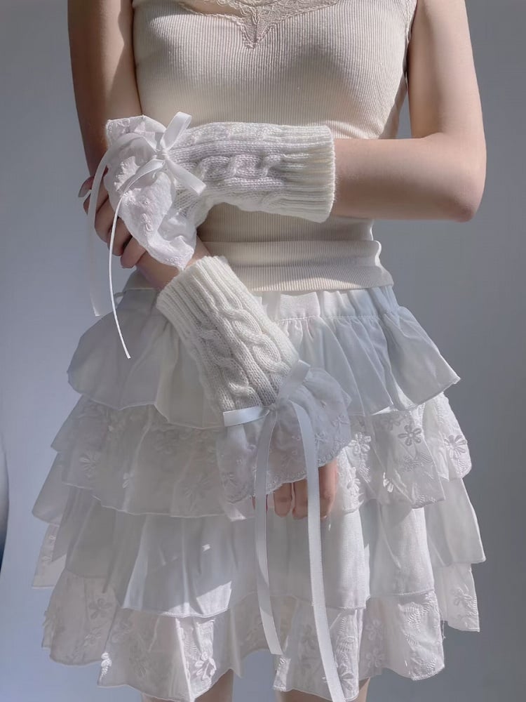 Lolita-Strickmanschetten mit weißer Schleife