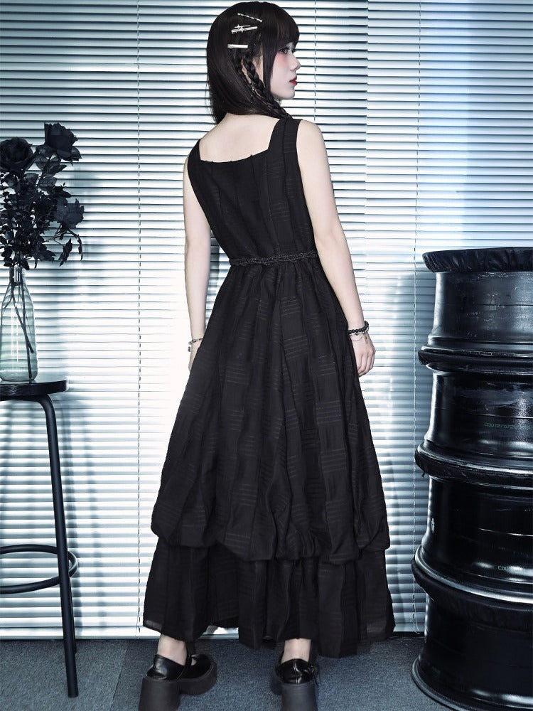 Black Square Neck Sleeveless Dress Sea Lily Embroidery
