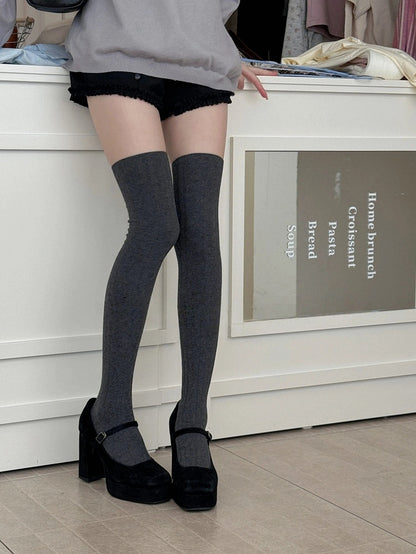 Knit Cable Over Knee Stockings