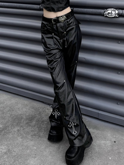 パンクロック ブラック クロス アップリケ スタッズ カーゴパンツ ベルト付き