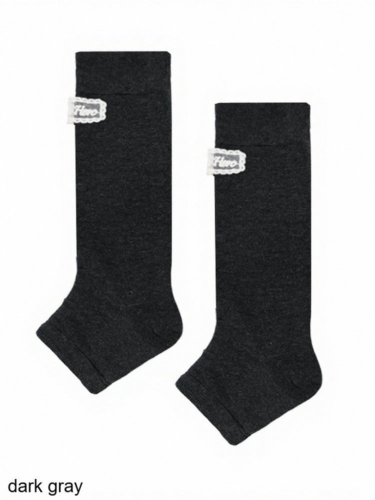 Ribbed Calf Socks with Letter Pattern - ModaSwings