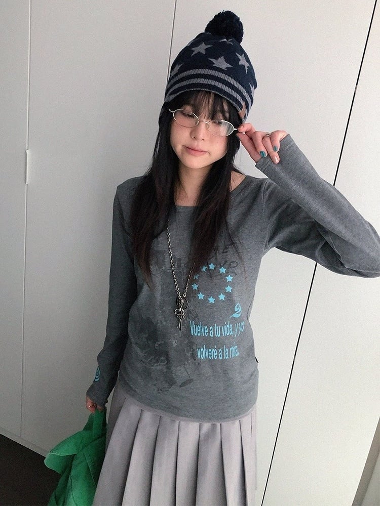 Y2K Gray Wide-Neck Long-Sleeved Fitted Tee with Distressed Graphic - innomoood