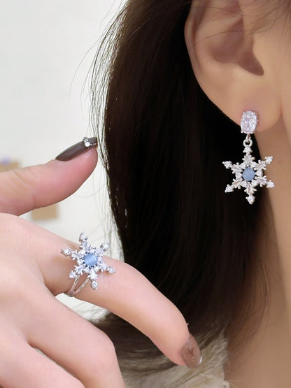 Silberne Ohrringe/Ring/Halskette in Schneeflockenform