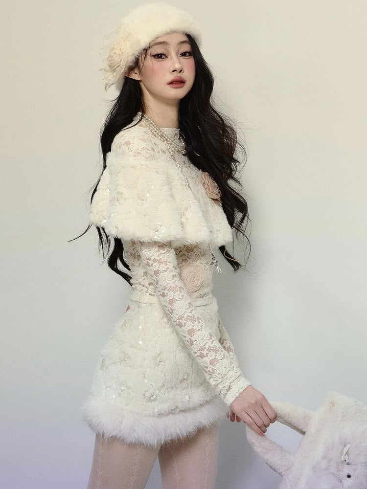 Aprikosenfarbener Plüsch-Minirock mit Paillettendetail