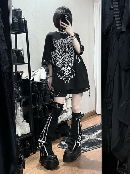 Oversized Black Jirai-Kei Tee with Skeleton Print, Rivets and Circular Eyelets, Short Sleeve - Puzzles