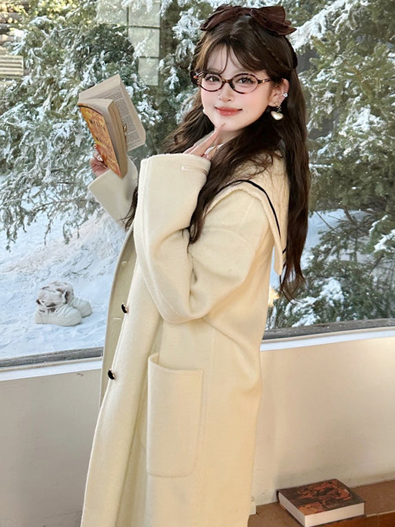 プラスサイズ ミルクホワイト セーラーカラー ハートボタン ウールコート