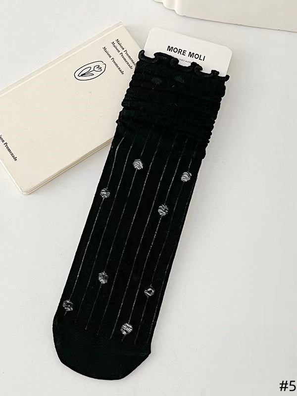 5 Socks JK Available Patterns Ruffled Black