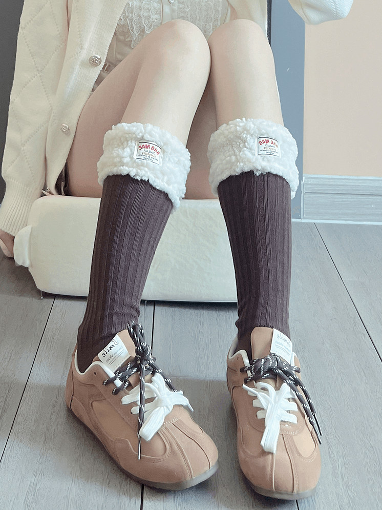 ホワイト/ブラック スイートプラッシュカーフソックス