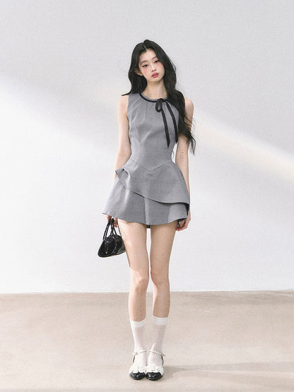 ノースリーブドレス グレー バスクウエスト セルフタイネックライン ミニ