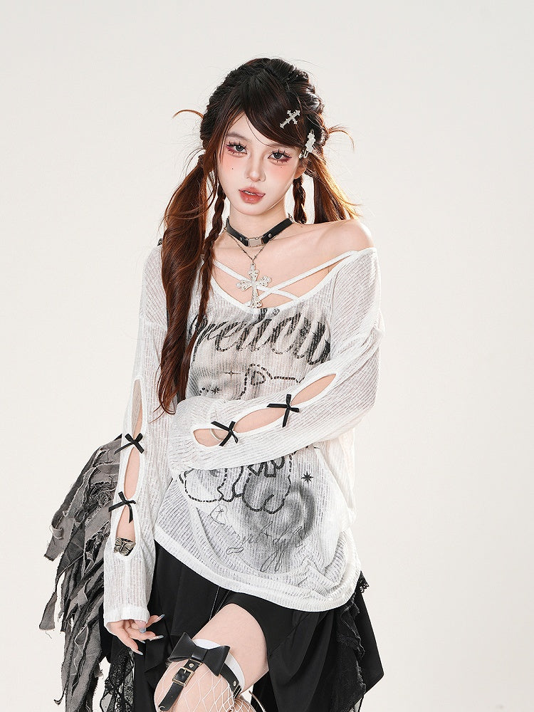 ブラック/ホワイト カバーアップ アシンメトリーネックライン キティプリント セミシアー