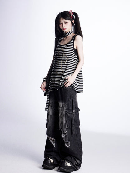 mit kostenlosem schwarz-grauem Streifen-Tanktop mit Kreuz und Nieten im Vintage-Stil