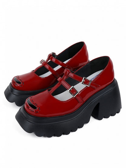 Mary Chunky Red Plateau - T-Bar Janes Vamp mit schwarzer Schnallensohle