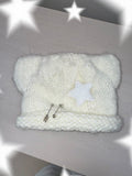 White Plush Knit Hat with Star Decoration - IVONA boutique