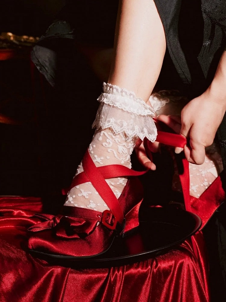 Schleife, rote Zehenpartie, weinrot, Knöchel, mittlere Absätze, Lolita-Schnürung oben – eleganter Platz