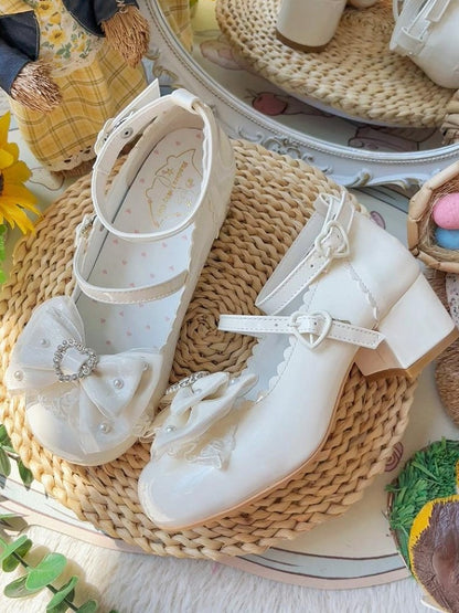 Scalloped Decor Off-white Closure with Mid-heel Shoes Trim，Beads Elegant Snap Bow Heart Lolita